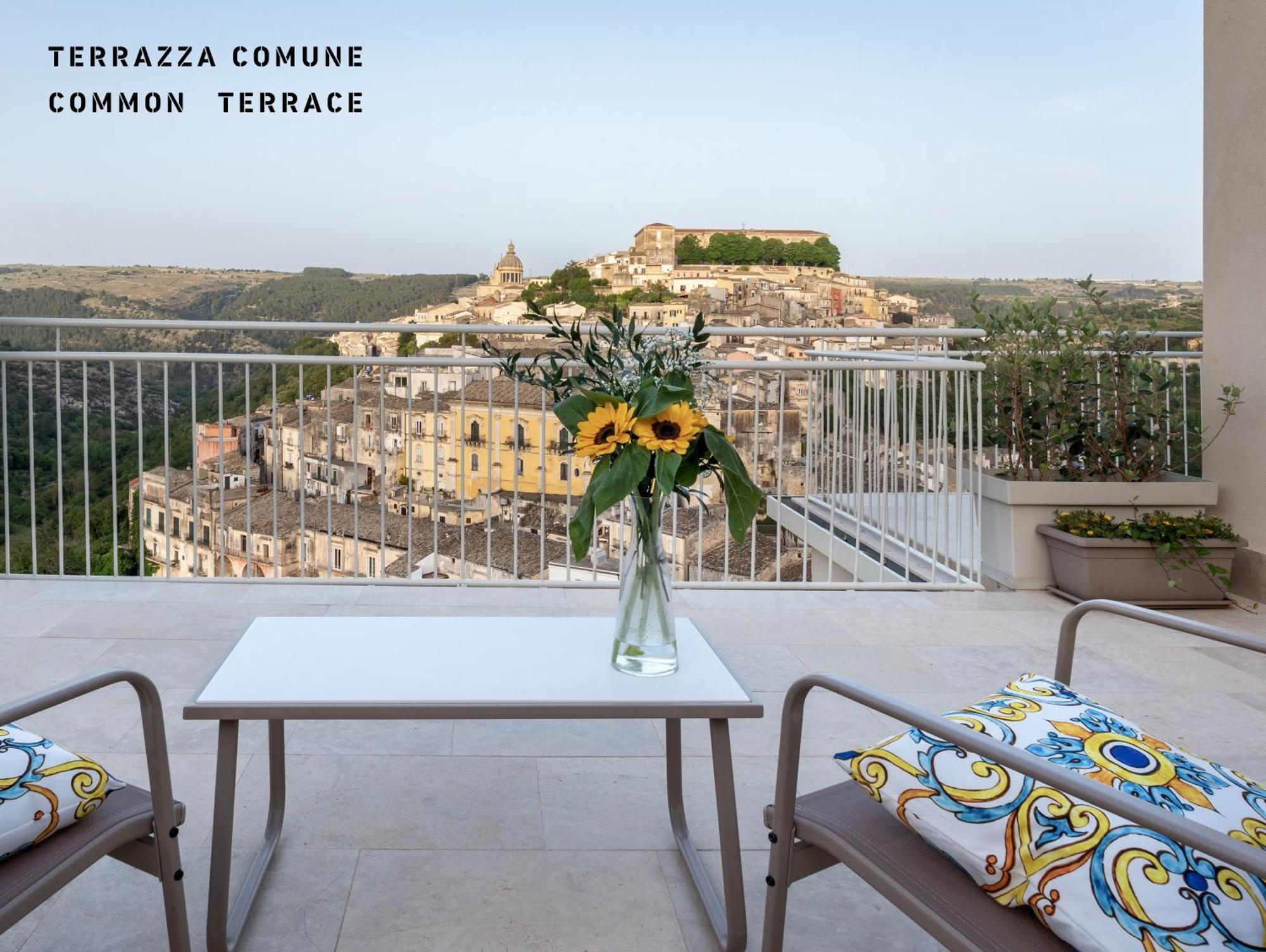 La Casa Di Irene - Suites Con Vista Рагуза Екстер'єр фото